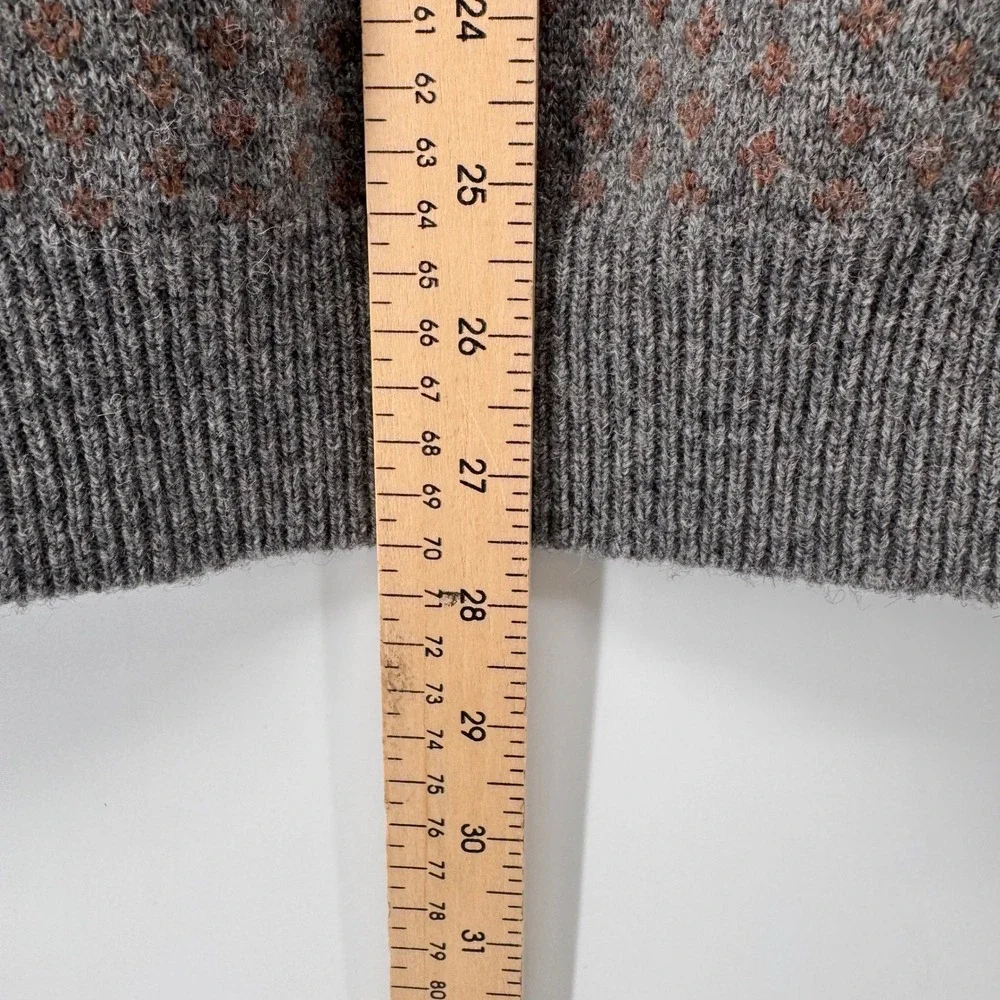 Jos A Bank Reserve Sweater Mens Large Grey Fair Isle Wool V-Neck 9248